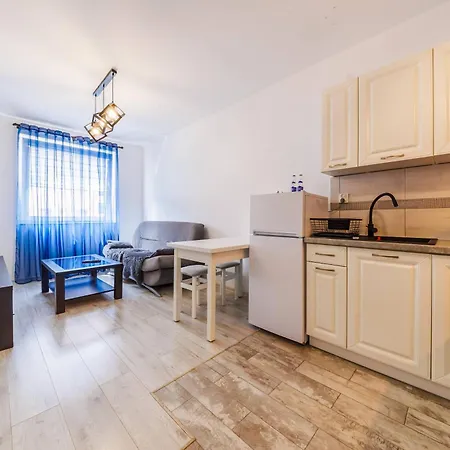 Cozy New Town Apartment- City Centre Rzeszow Exterior photo